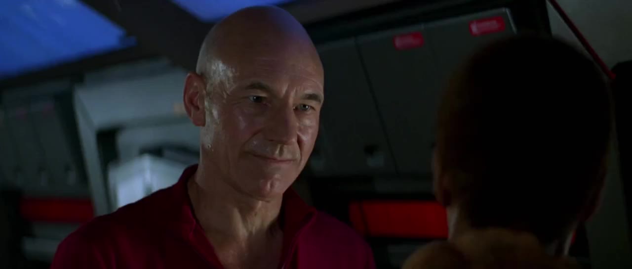 Star Trek: Lần Đầu Gặp Mặt - cảnh 3