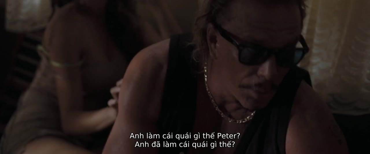 The Informers tập 1 cảnh 2