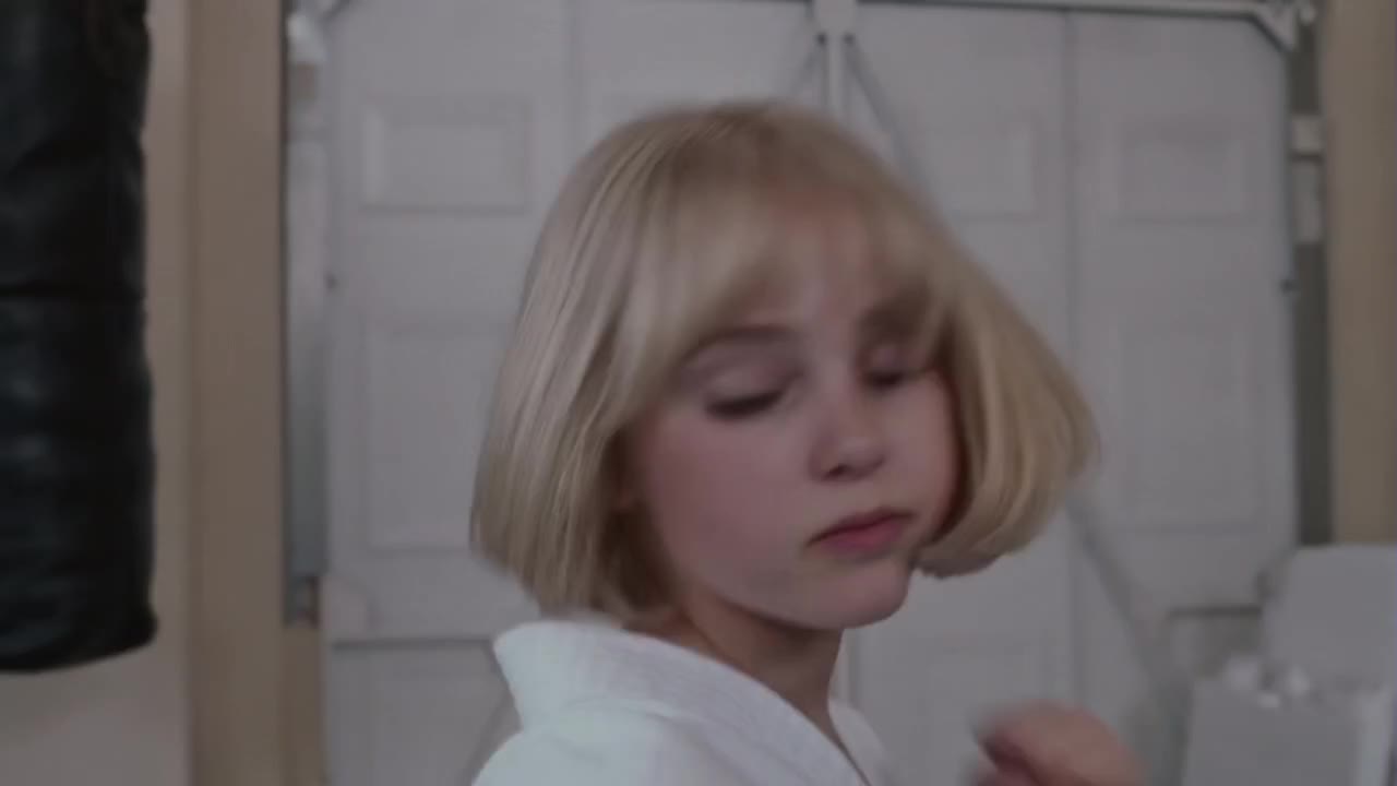 Charlie Và Nhà Máy Sô-cô-la tập 1