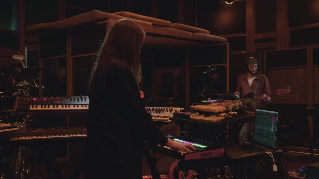 Utada Hikaru: Thu âm trực tiếp từ Air Studios tập 1 cảnh 3