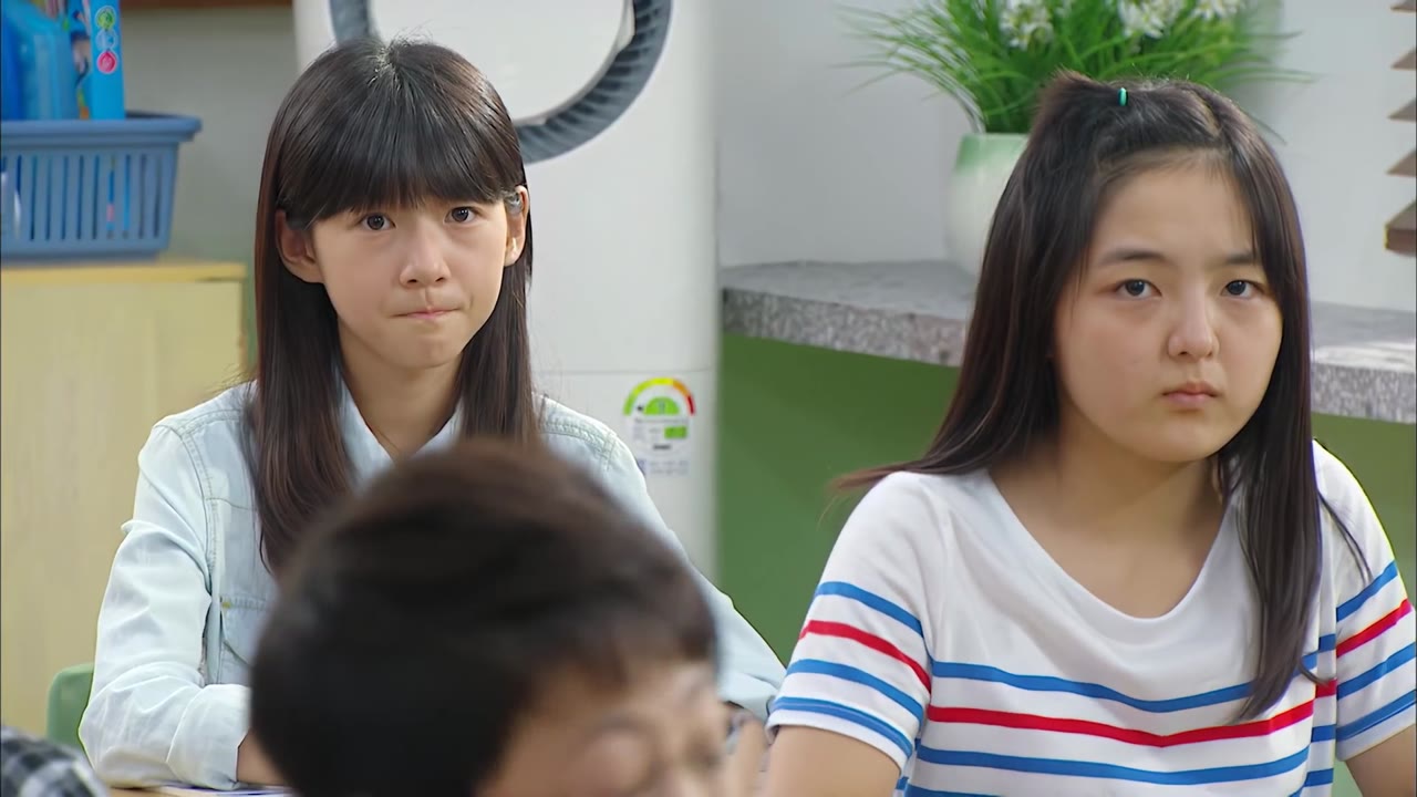 Nữ Hoàng Lớp Học tập 22