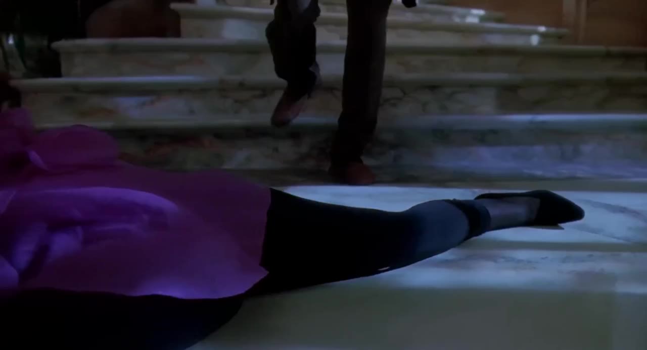 Death Becomes Her tập 1 cảnh 2
