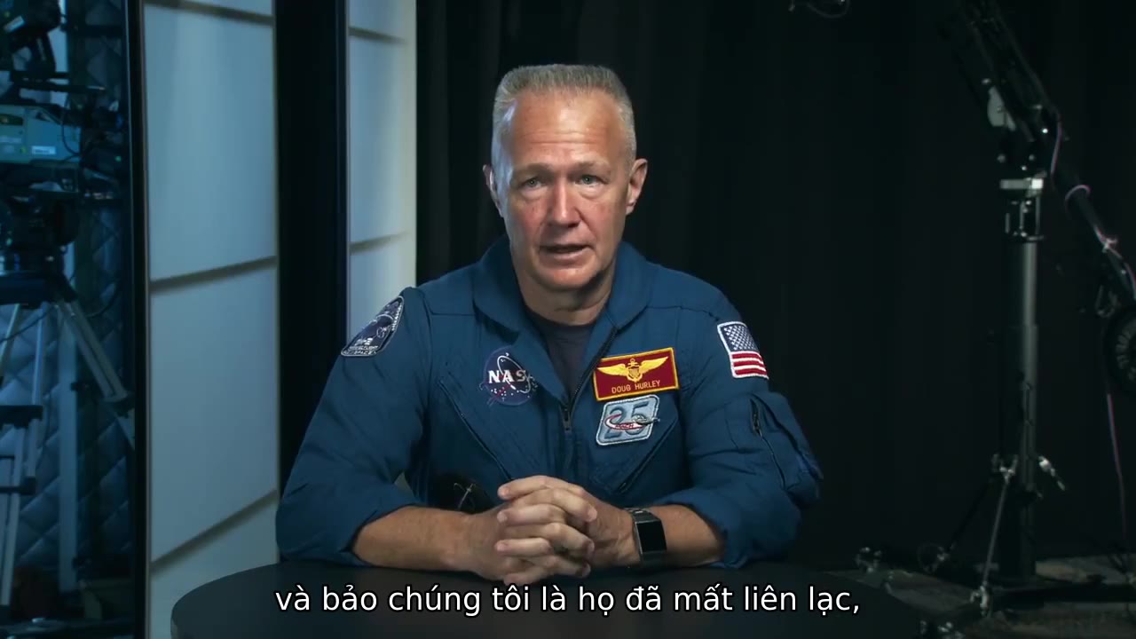 Trở lại vũ trụ tập 1 cảnh 3