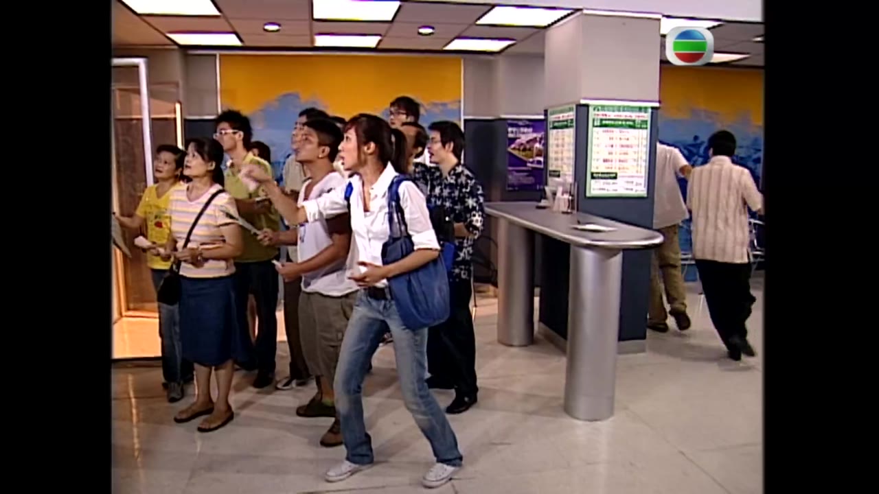 Sóng Gió Gia Tộc tập 5 cảnh 2