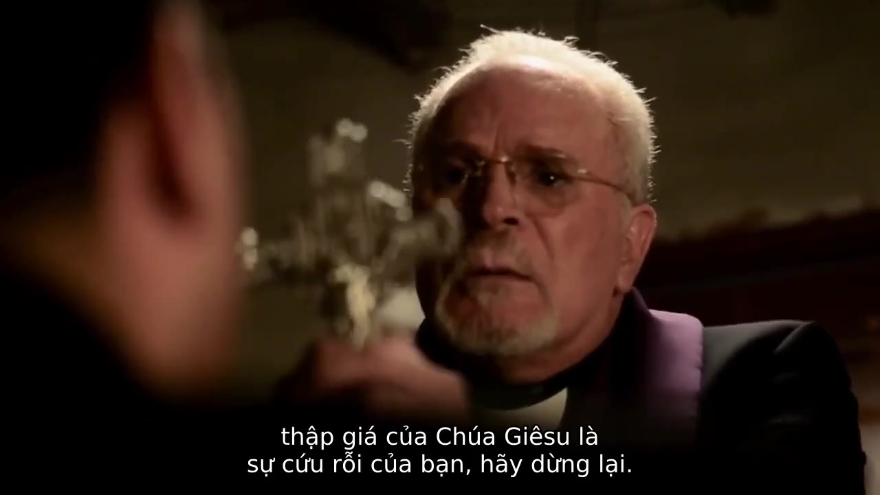 Cuộc Chiến Chống Quỷ Dữ - cảnh 3