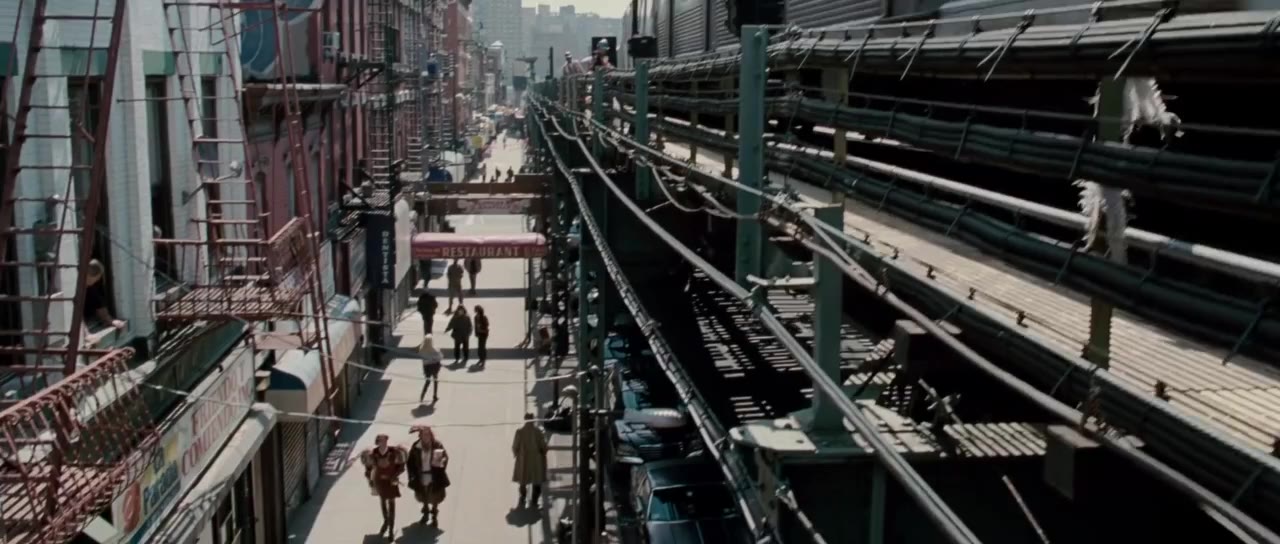 Chuyện Thần Tiên Ở New York - cảnh 2