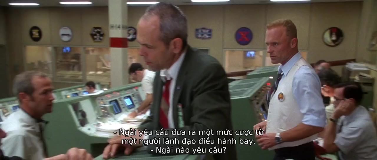 Bí Ẩn Mặt Trăng - cảnh 2