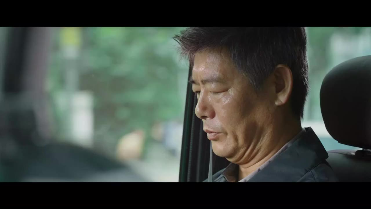 Thám tử gà mơ: Bộ ba khó đỡ - cảnh 1