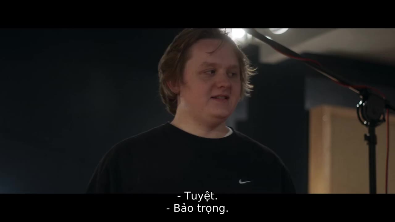 Lewis Capaldi: Cảm giác của tôi lúc này tập 1 cảnh 2