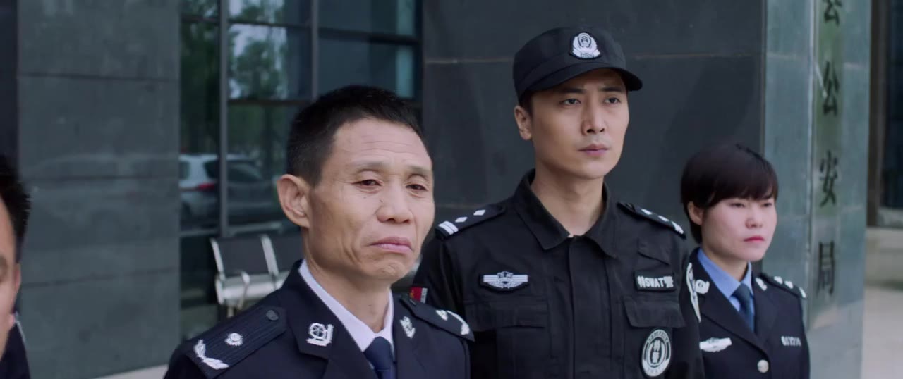 Biệt Đội Chiến Lang tập 1 cảnh 2