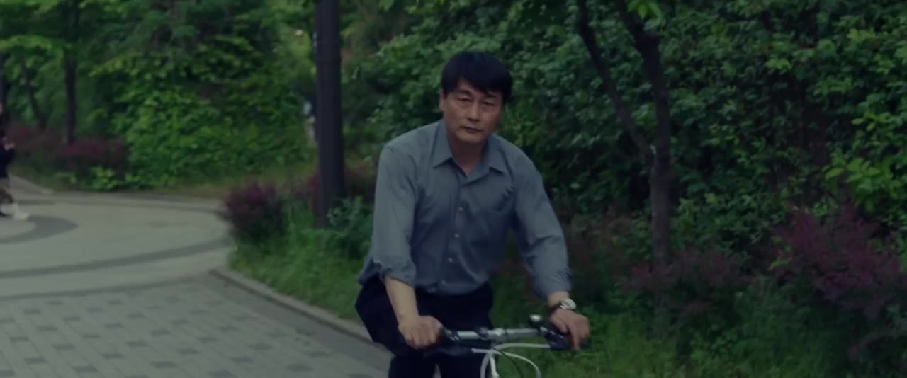 Kẻ Xâm Nhập - cảnh 3