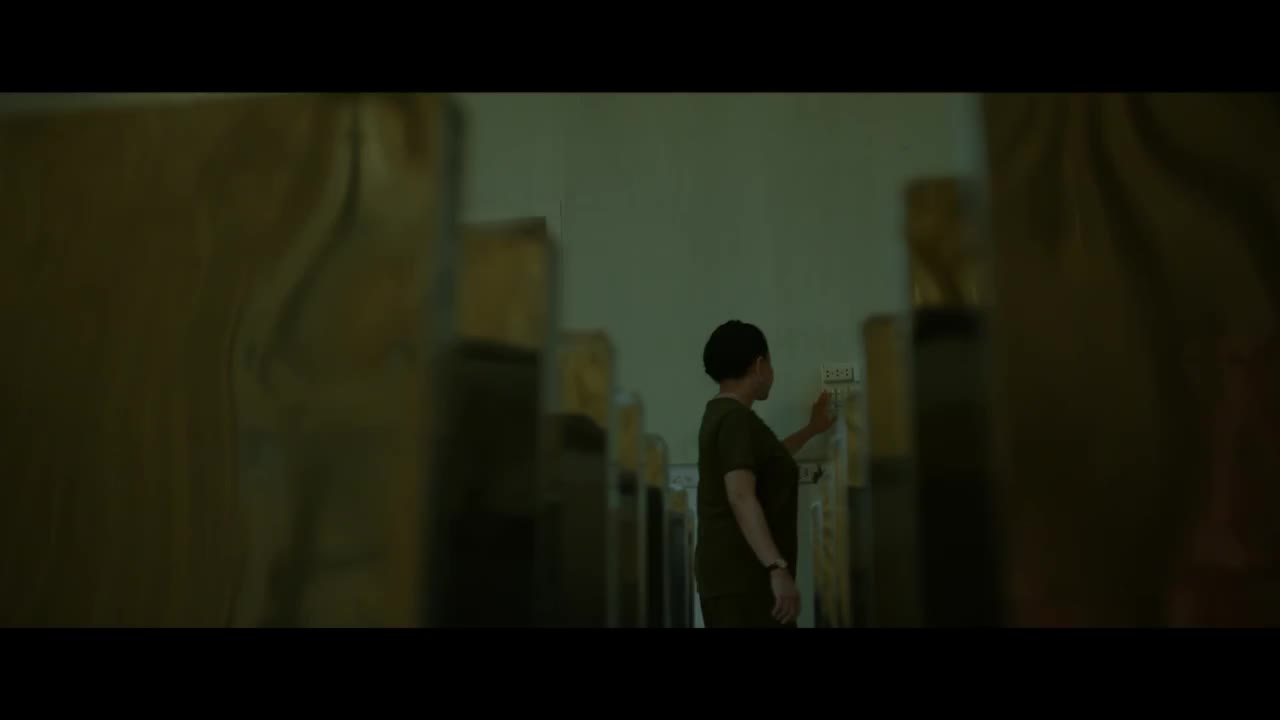 Nhà Bà Nữ tập 1 cảnh 3