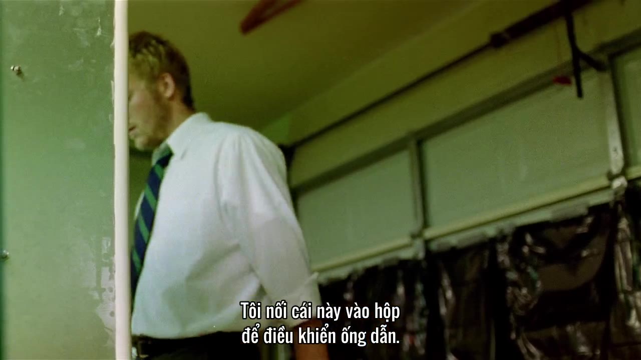 Bộc Phá (2004) - cảnh 1
