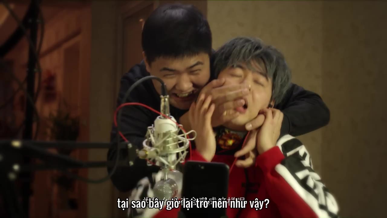 Anh Em Nóng Máu tập 1 cảnh 3