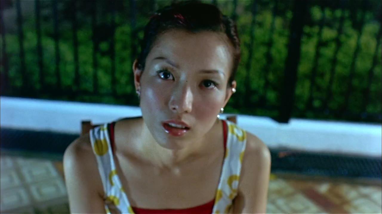 My Left Eye Sees Ghosts - cảnh 3