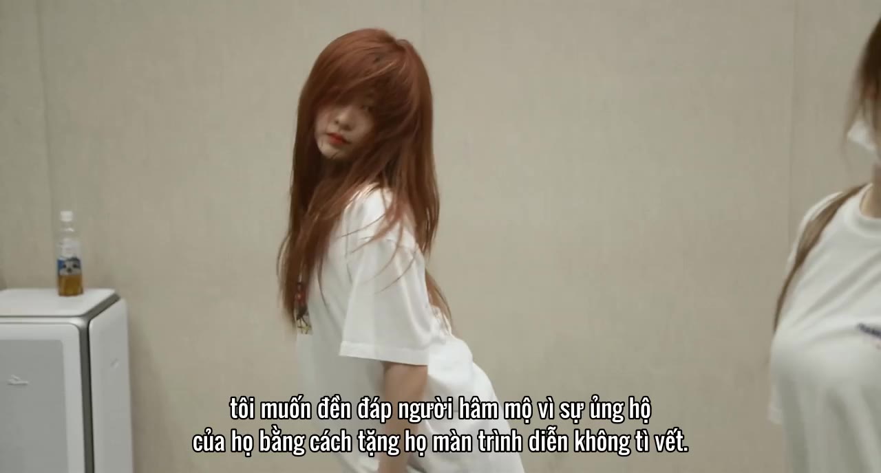 Ngước Nhìn Tôi - cảnh 2