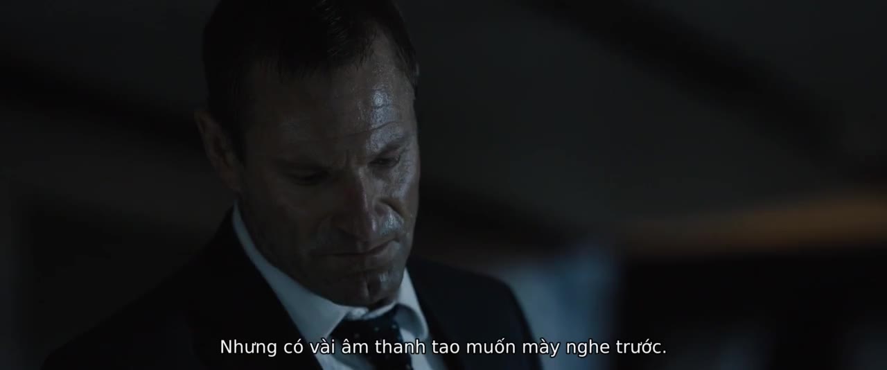 Luân Đôn Thất Thủ - cảnh 2