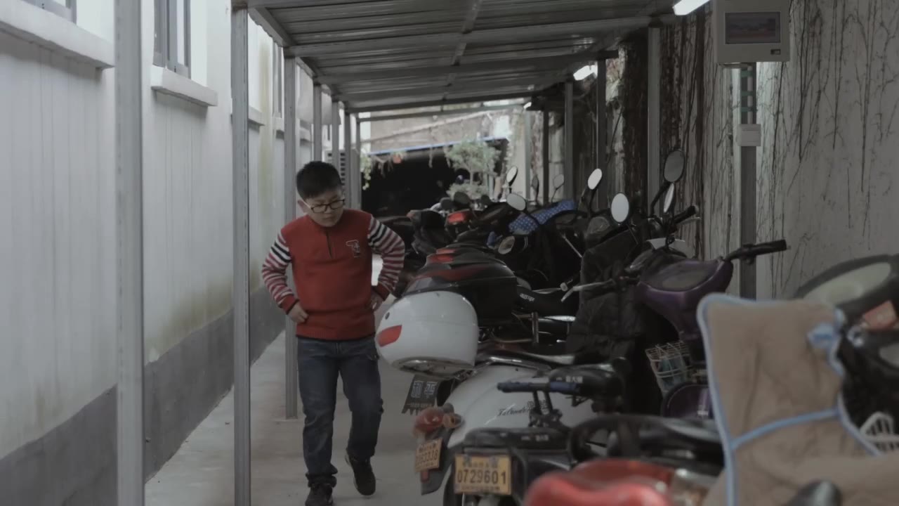 Cà phê Cat Star tập 1 cảnh 2
