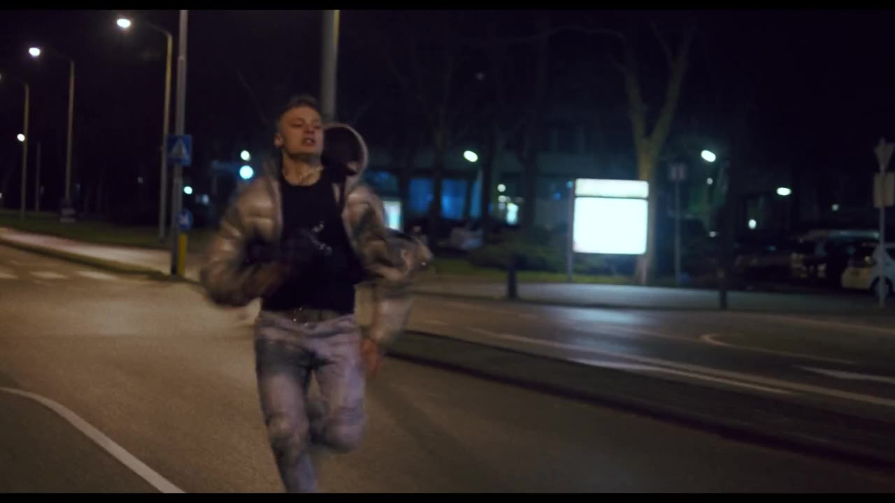 Vua rap Richie - cảnh 3