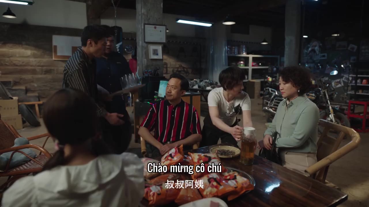 Cùng Anh Mười Năm, Trao Em Nửa Đời tập 13 cảnh 2