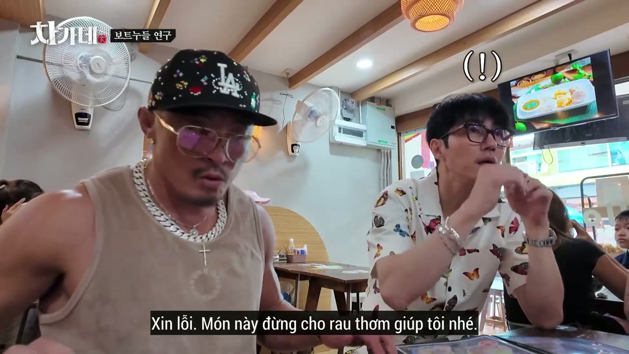 Chuyện Nhà Cha tập 2 cảnh 2