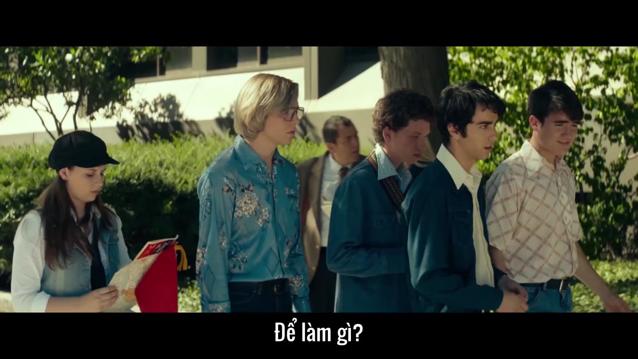 Dahmer: Tuổi Trẻ Kẻ Sát Nhân tập 1 cảnh 2