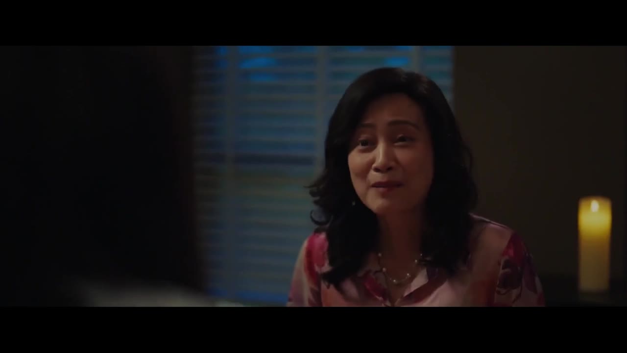 Nụ Hôn Bạc Tỷ - cảnh 2