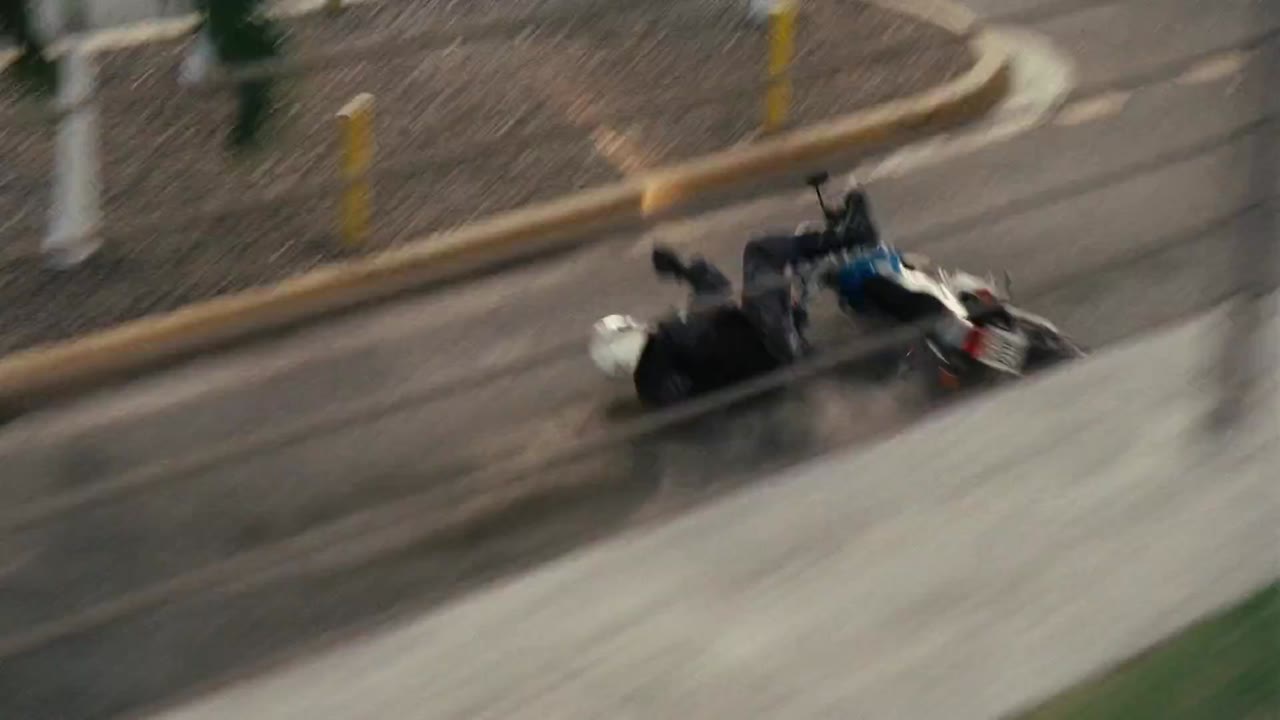 Fast Five - cảnh 3