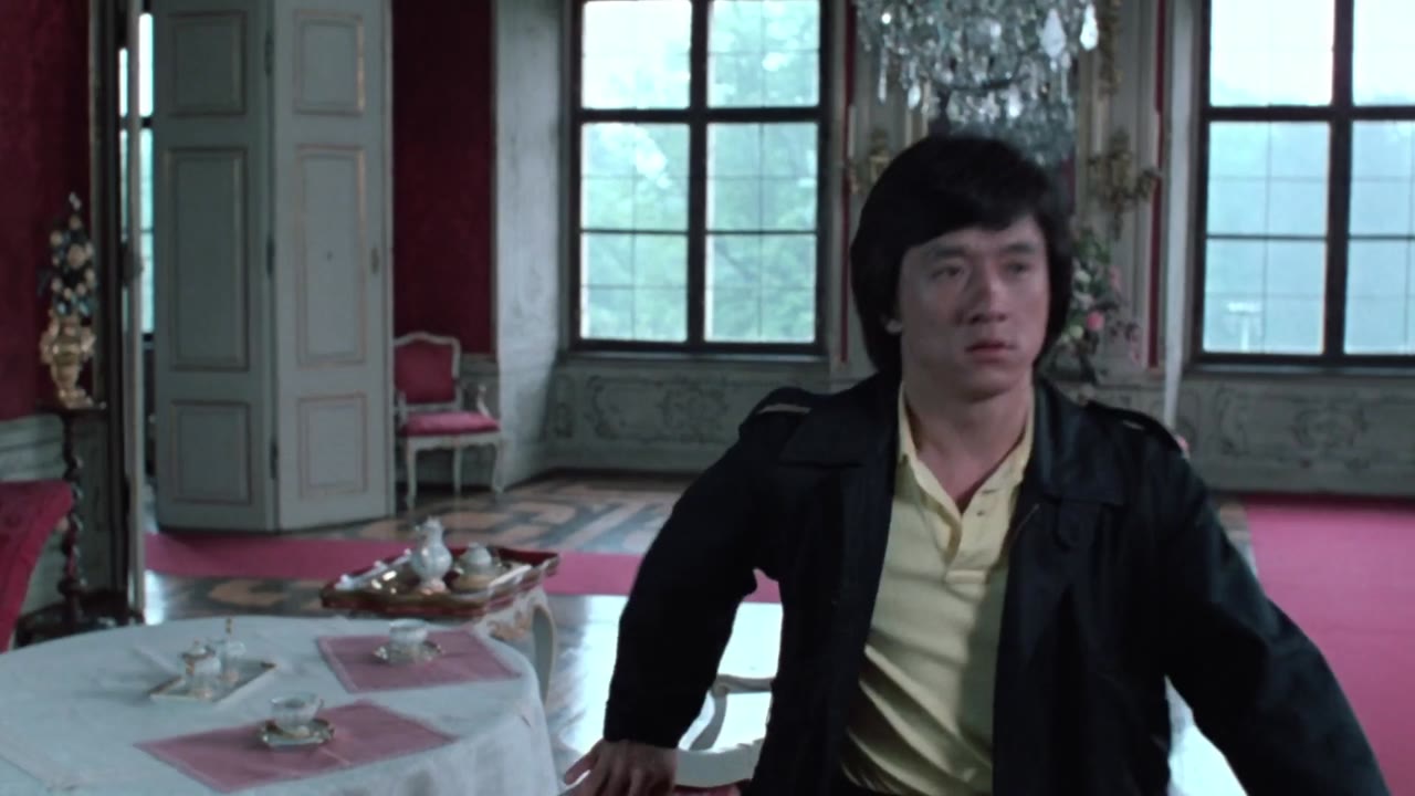 Armour Of God - cảnh 1