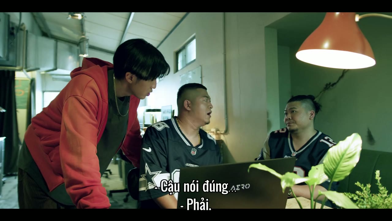 Thám Tử Triệu Người Theo Dõi tập 2 cảnh 3