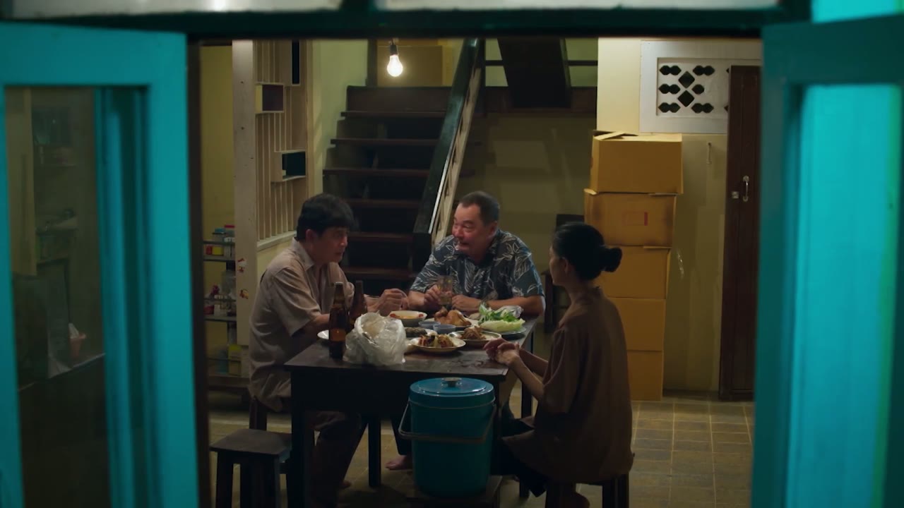Để Một Đời Xa Hoa tập 2 cảnh 2