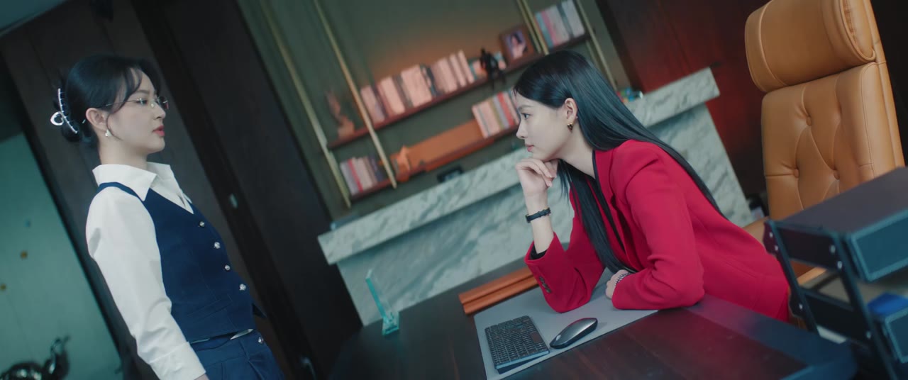 Sự Trở Lại Của Nữ Hoàng tập 10 cảnh 2