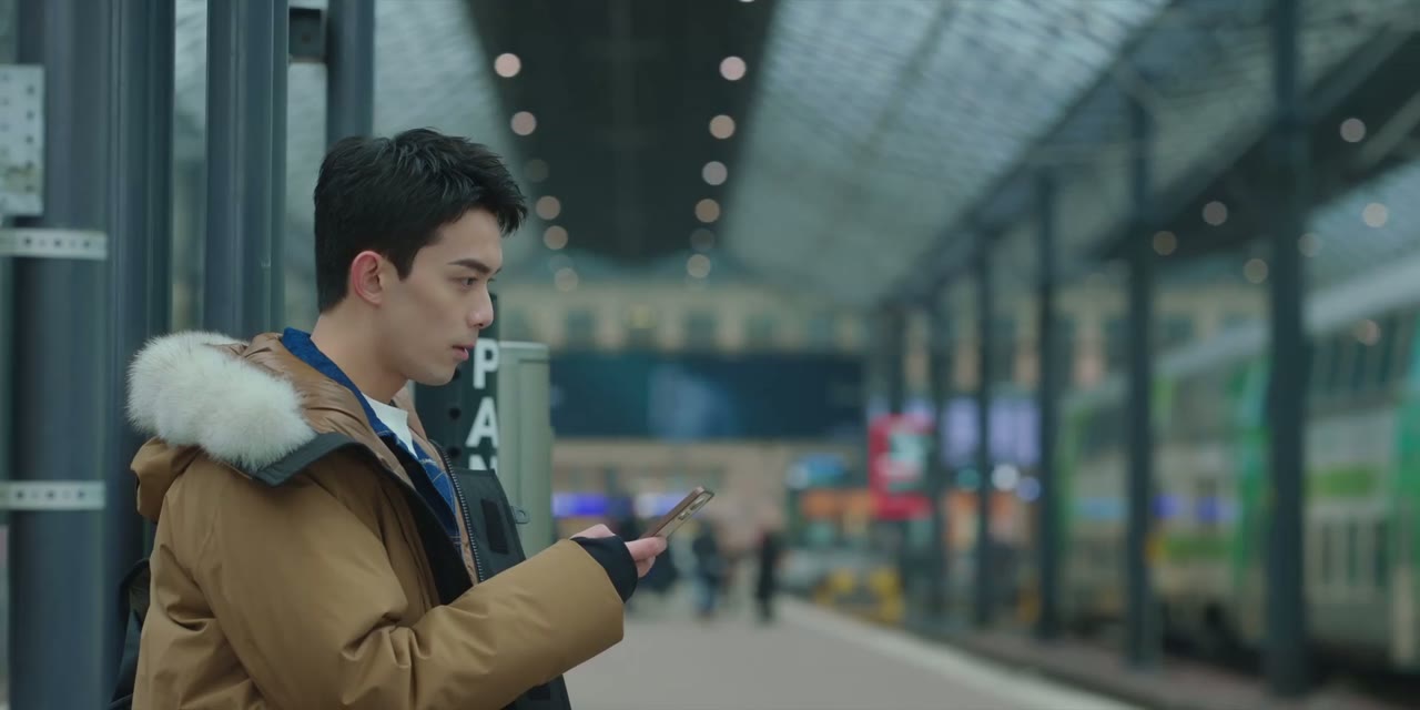 5 Năm Đánh Mất tập 1 cảnh 2