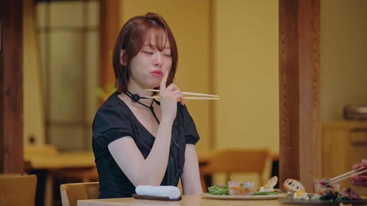 Transit Love Mùa 2 tập 17 cảnh 2