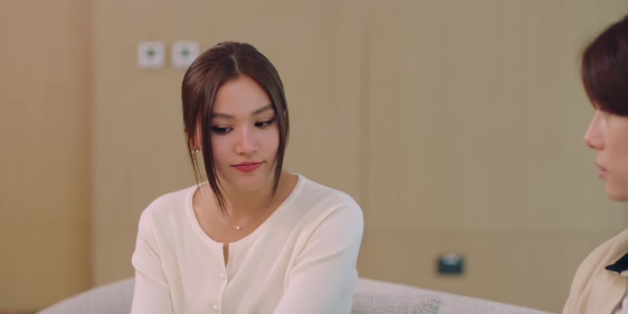 Me and Thee: Tỉnh Táo Nào, Ngài Thee tập 7 cảnh 2