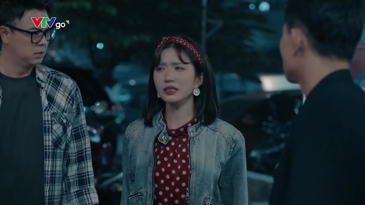 Dưới Ô Cửa Sáng Đèn tập 3 cảnh 2