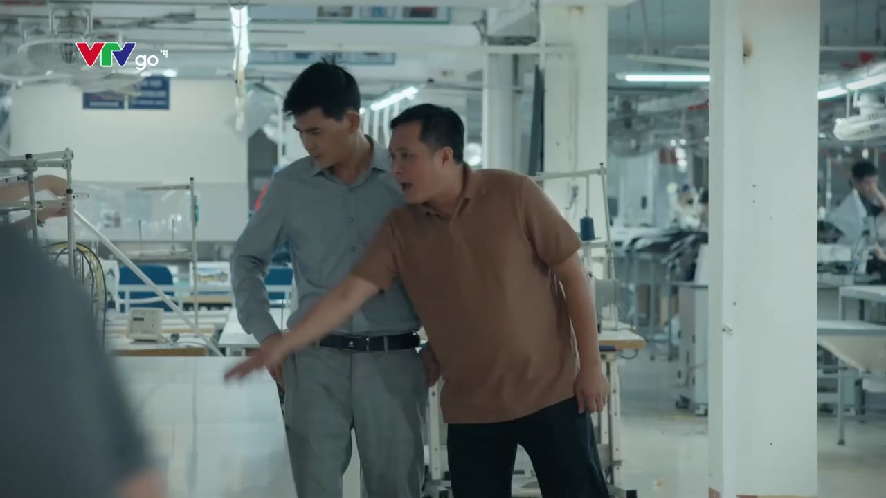 Dưới Ô Cửa Sáng Đèn tập 11 cảnh 3