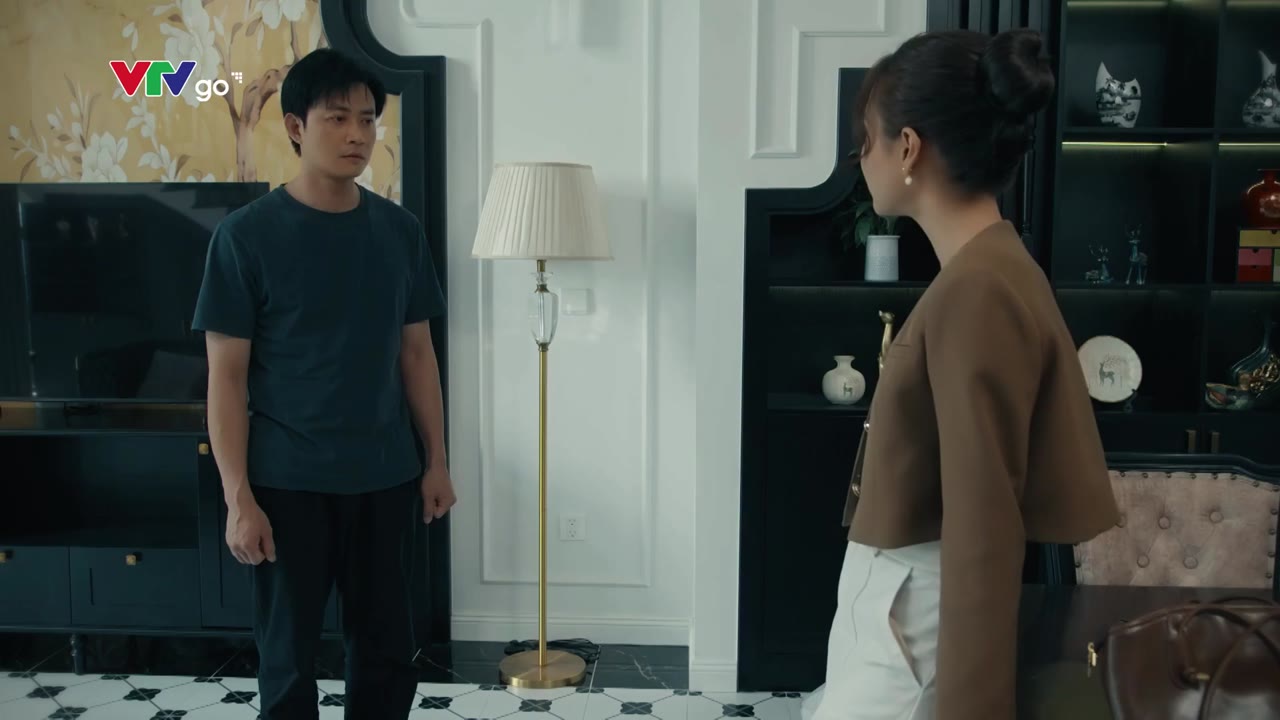 Dưới Ô Cửa Sáng Đèn tập 18 cảnh 3