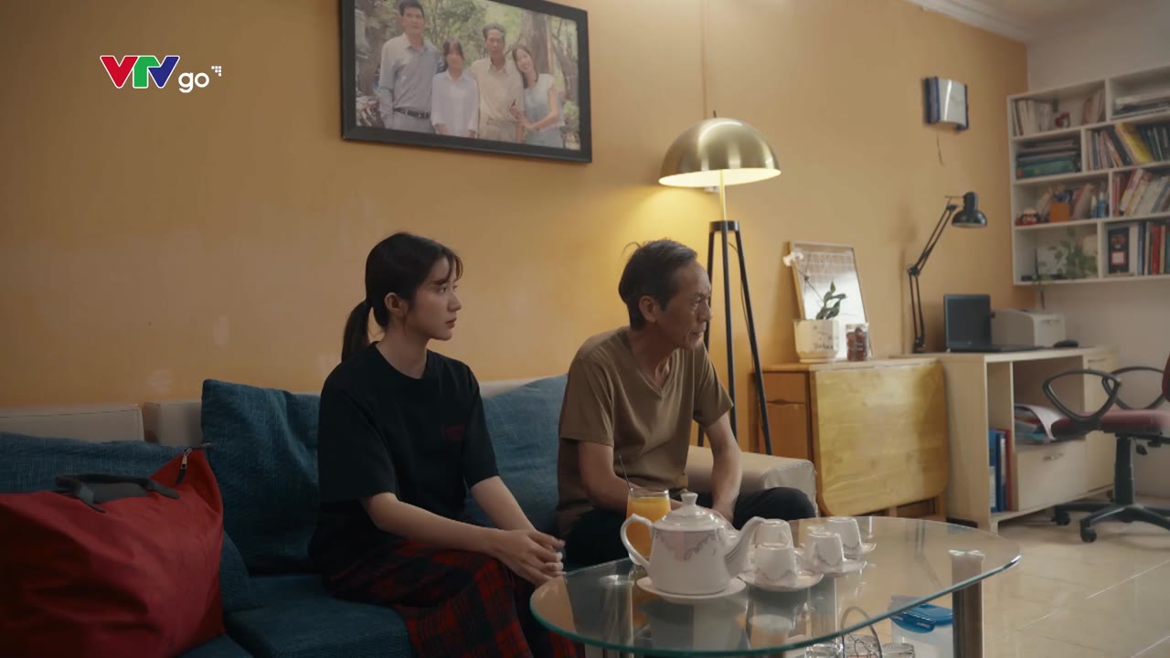 Dưới Ô Cửa Sáng Đèn tập 24 cảnh 3