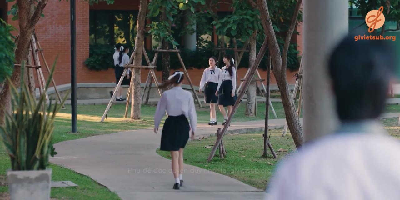 Shades tập 6 cảnh 2