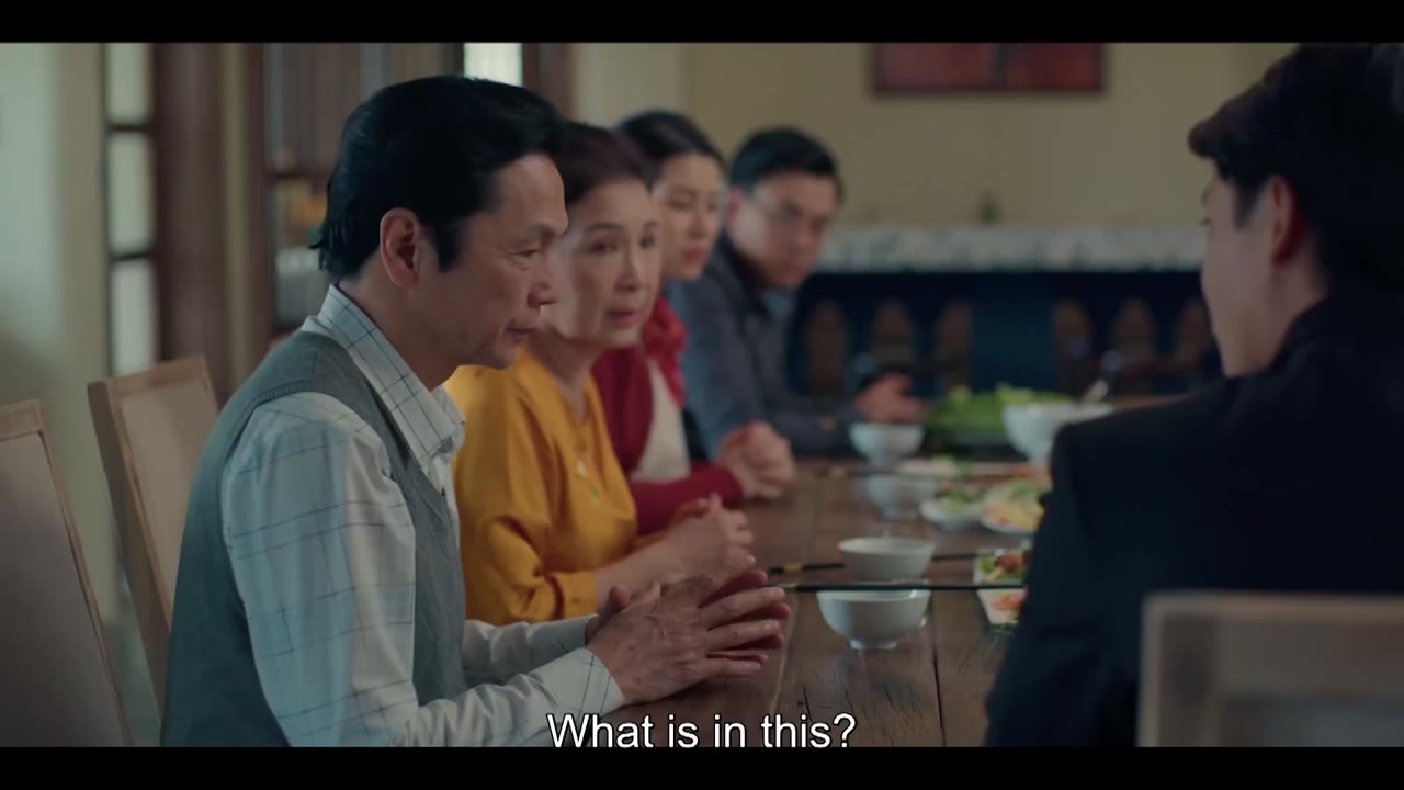 Nhà Mình Lạ Lắm tập 12 cảnh 2