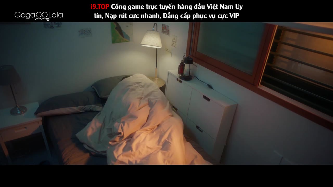 Mối Tình Bên Lề - cảnh 1