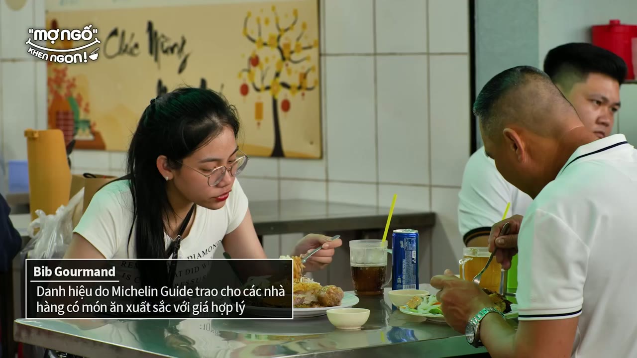 "Mợ Ngố" Khen Ngon! tập 1 cảnh 2