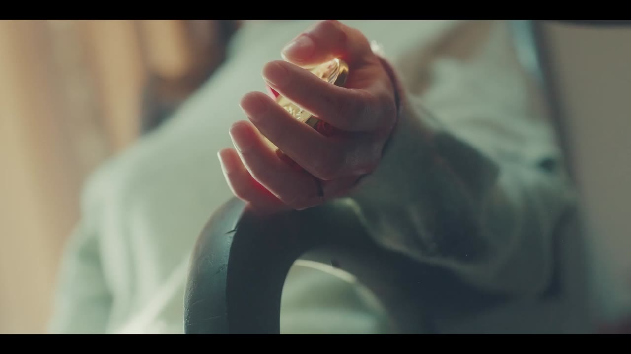 Nụ Hôn Bùng Nổ tập 2 cảnh 3