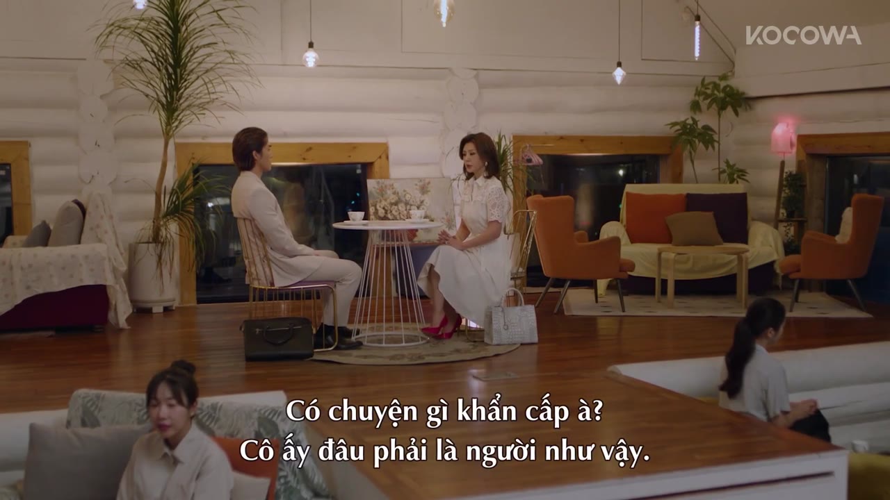 Người Phụ Nữ Nuốt Chửng Mặt Trời tập 46 cảnh 3