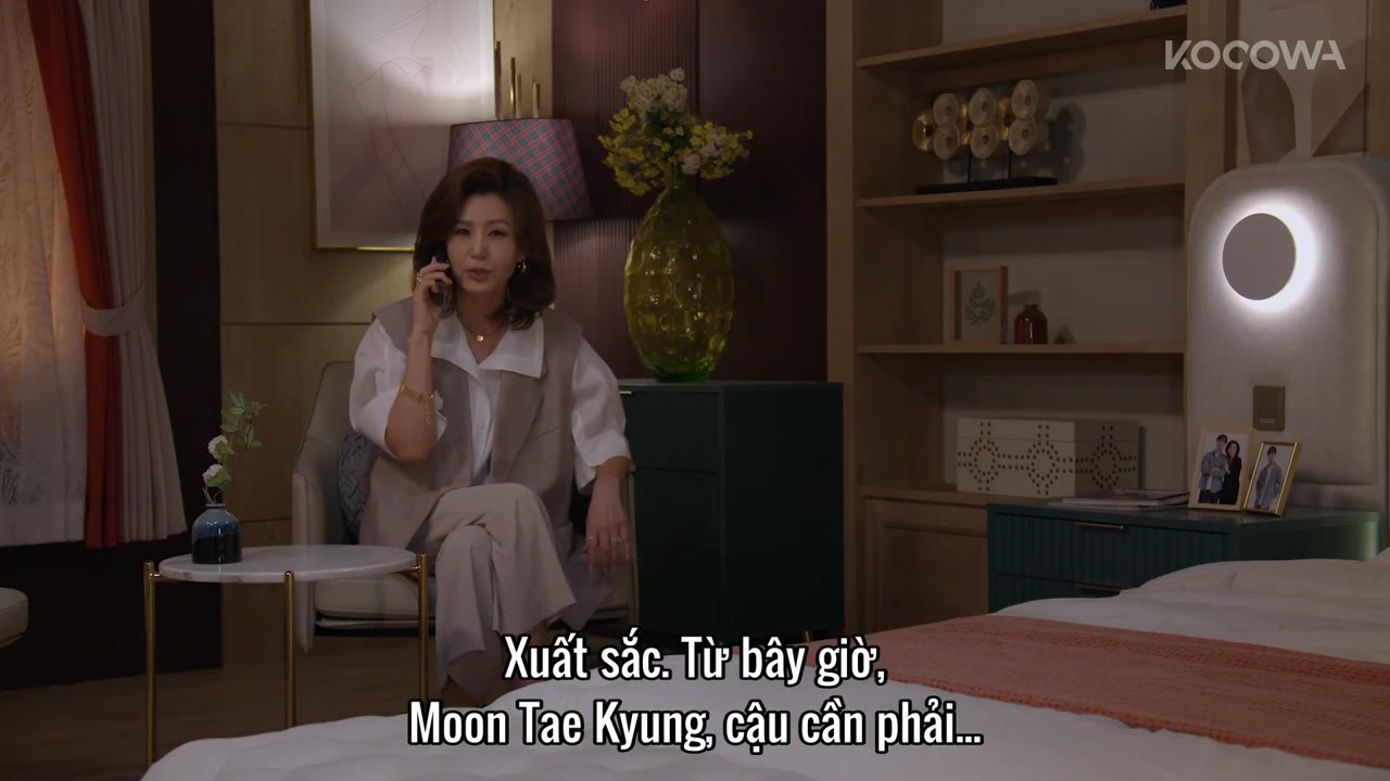 Người Phụ Nữ Nuốt Chửng Mặt Trời tập 70 cảnh 2