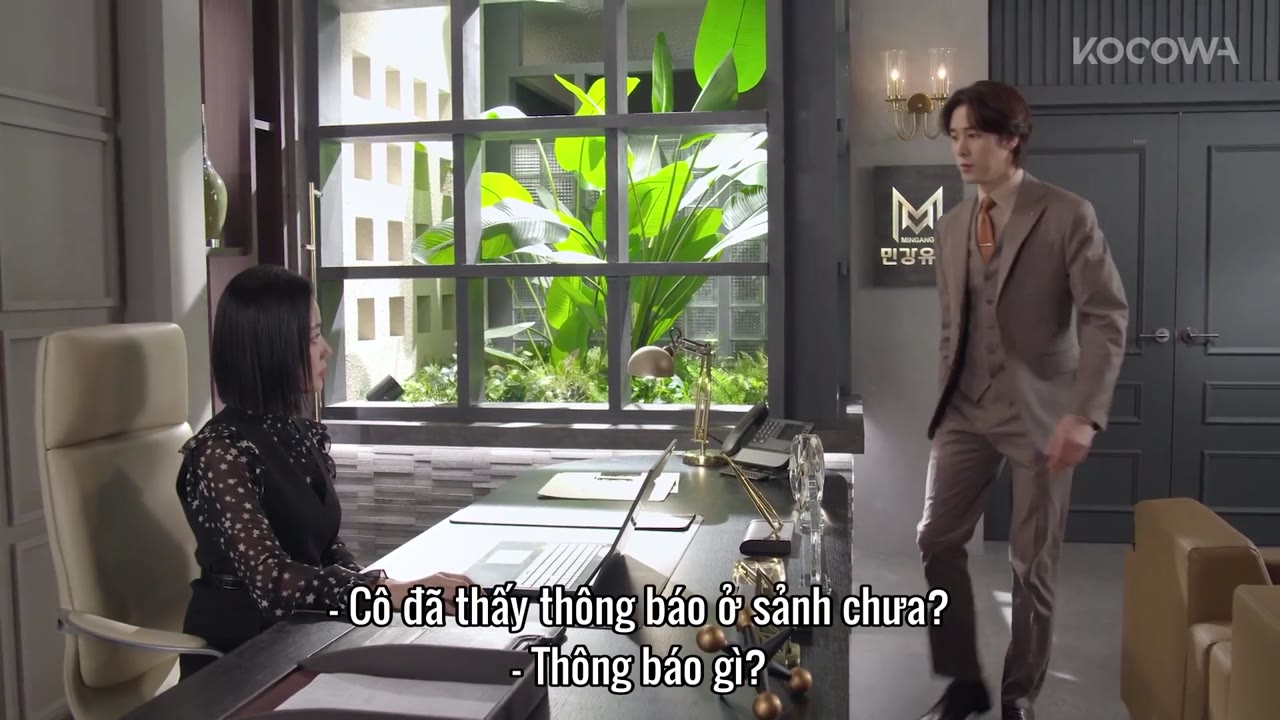 Người Phụ Nữ Nuốt Chửng Mặt Trời tập 76 cảnh 3