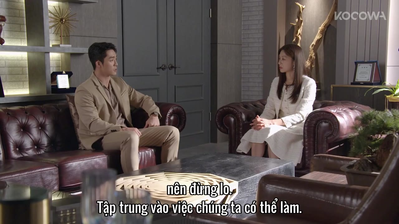 Người Phụ Nữ Nuốt Chửng Mặt Trời tập 105