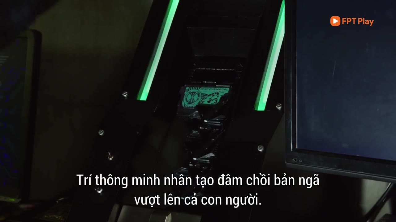 Hiệp Sỹ Mặt Nạ: Hiểm Họa Trí Tuệ Nhân Tạo - cảnh 1