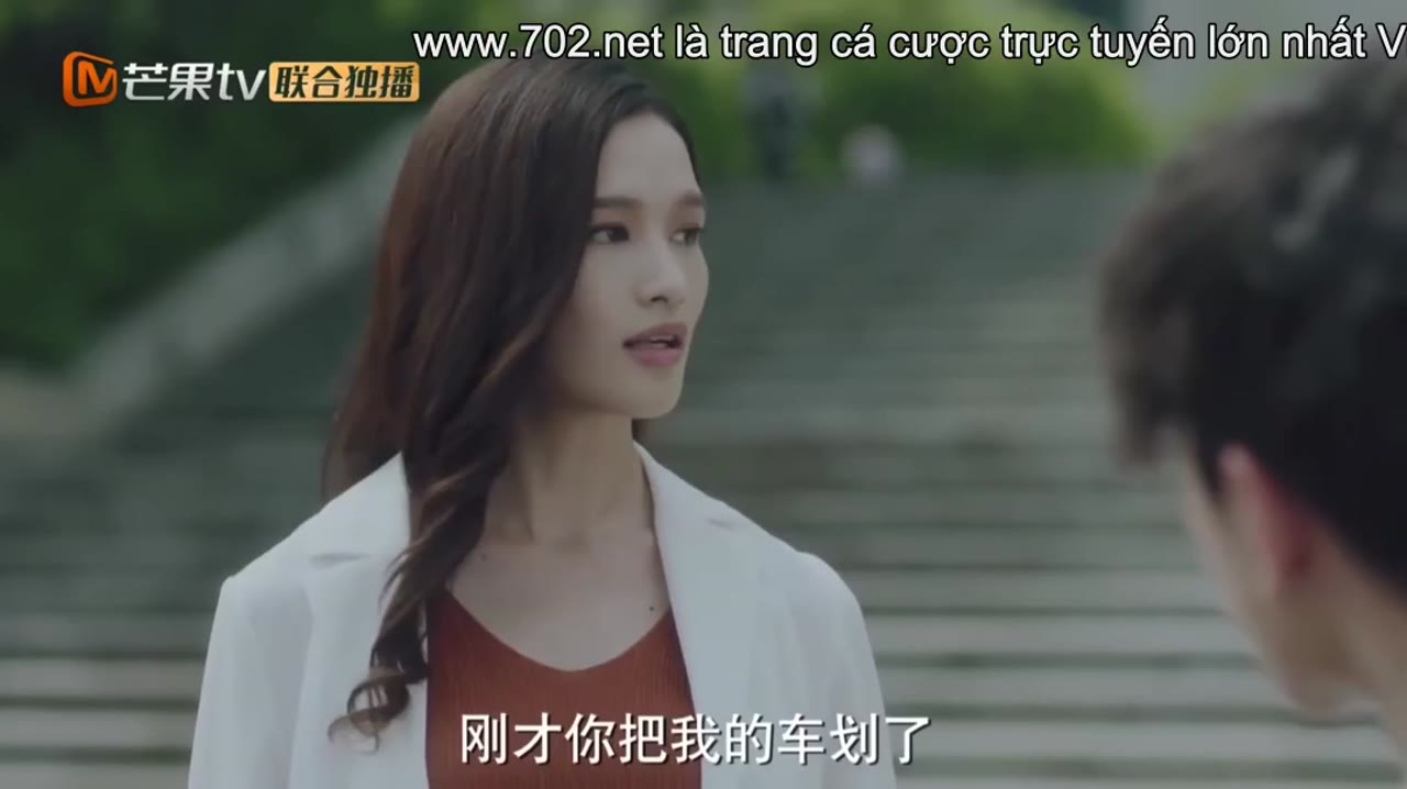 Khoảng Cách Năm Ánh Sáng Giữa Anh Và Em - cảnh 3